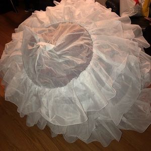 Ball gown slip